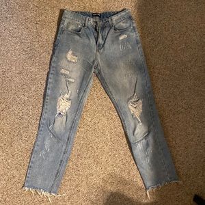 Momokron boyfriend jeans with holes
